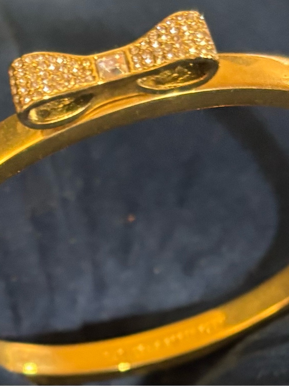 kate spade Gold Bow Crystal Bangle Bracelet - Picture 1 of 3